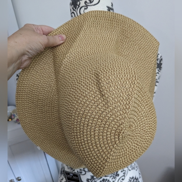 NWT Magid hat - Picture 5 of 6